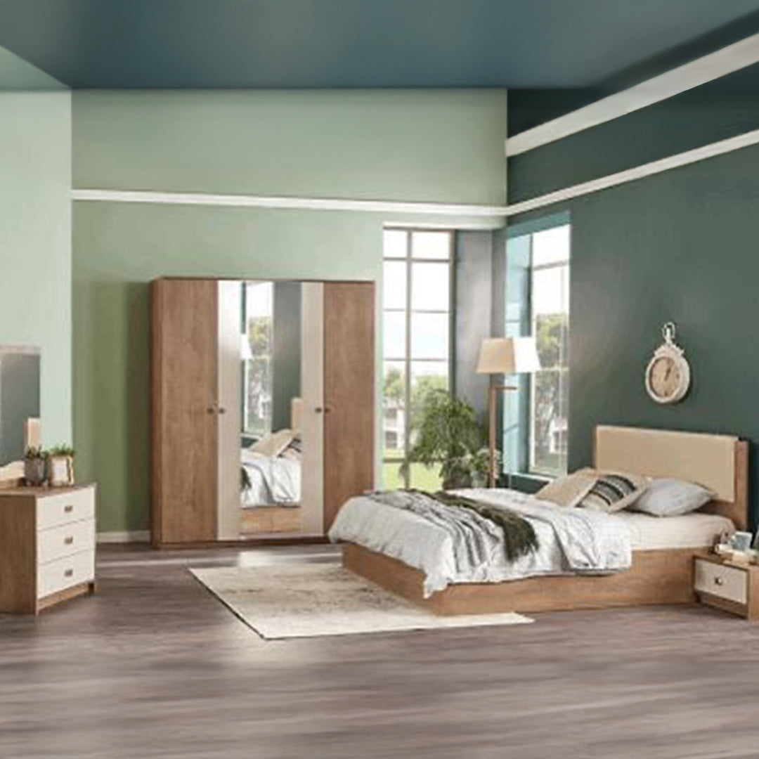 Lovely day Bedroom